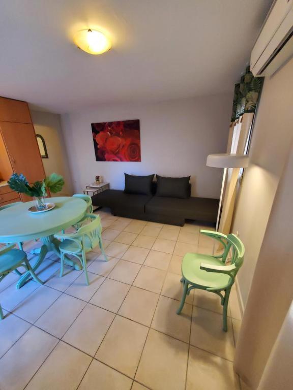 Sior Dionysios Apartment Аргостолион Екстериор снимка