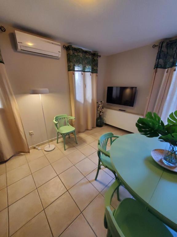 Sior Dionysios Apartment Аргостолион Екстериор снимка